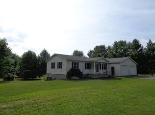 257 Mount Breeze Dr, Cool Ridge, WV 25825