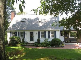 4 Chestnut Hill Rd, Wilbraham, MA 01095