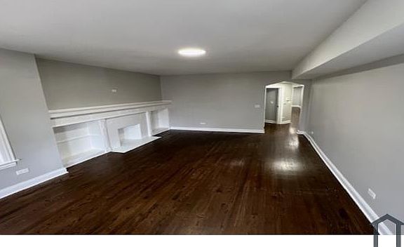 2nd image of 8127 S Maryland Ave #3N