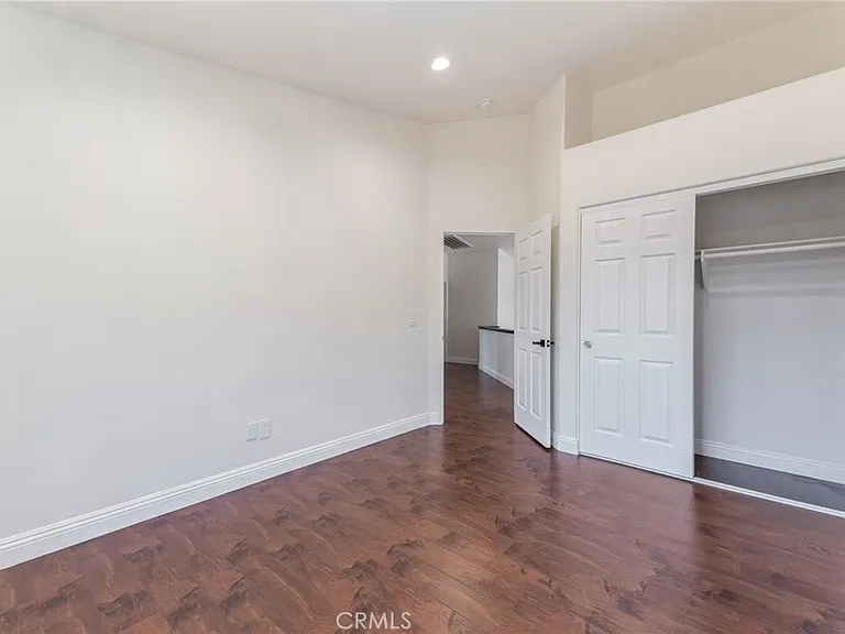 18808 Lull St — Photo 24