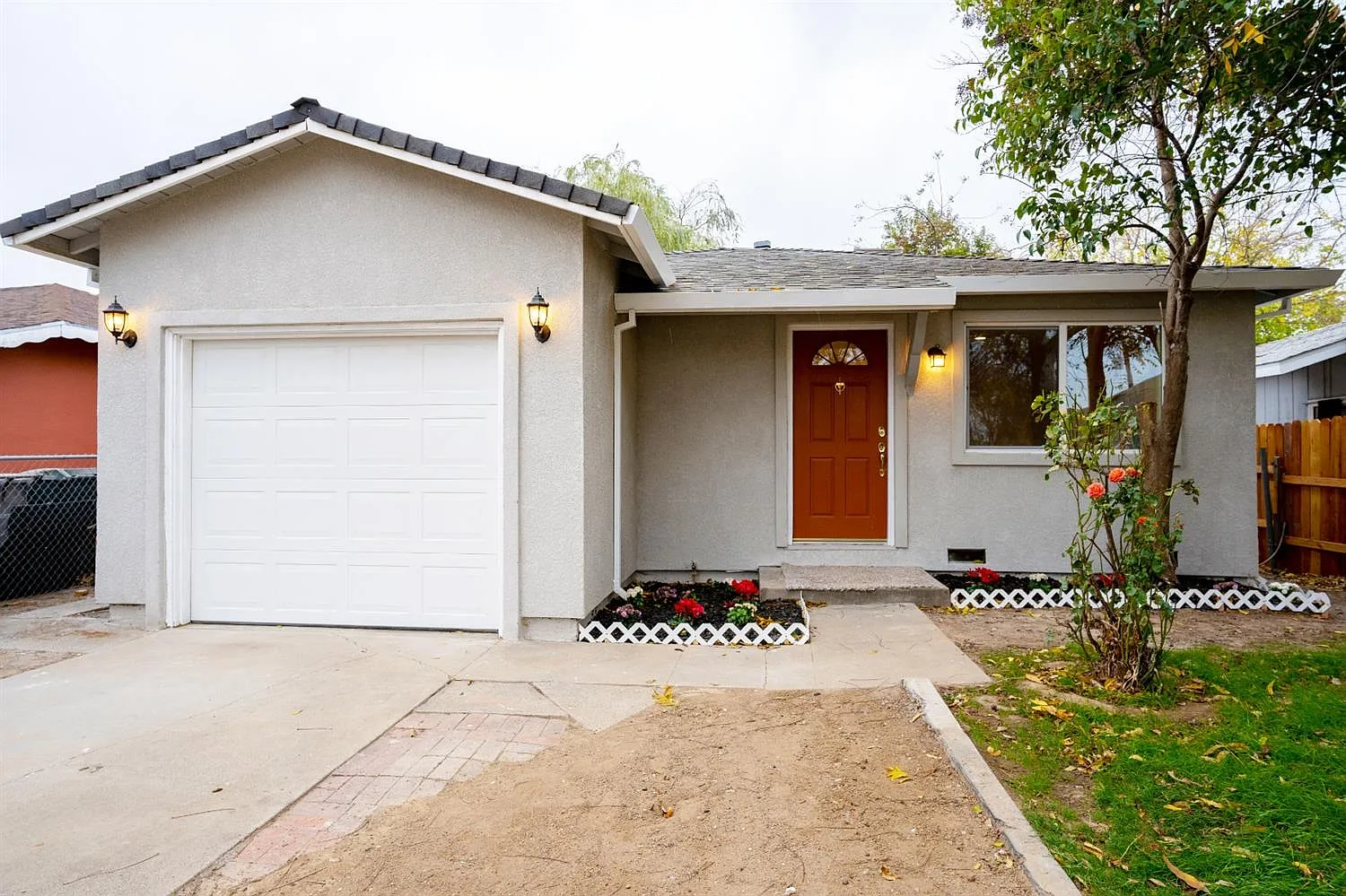 7918 38th Ave photo 1