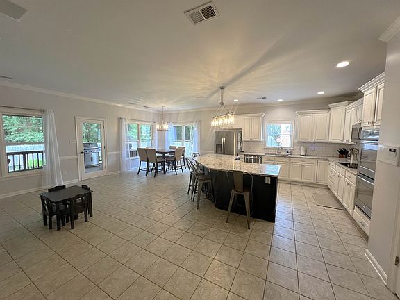 5th image of 1743 Campden Dr