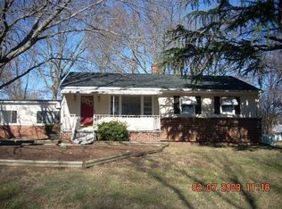 711 Windsor St, Burlington, NC 27217