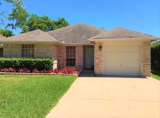 2717 Overland Trl, Dickinson, TX 77539