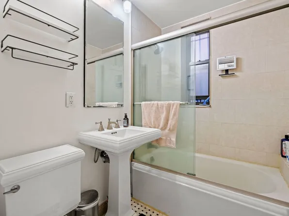 225 East 74th Street image 10 of 10