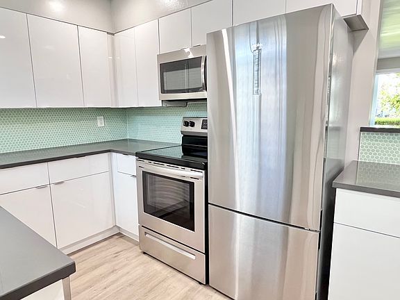 3rd image of 6824 E 4th St APT 11
