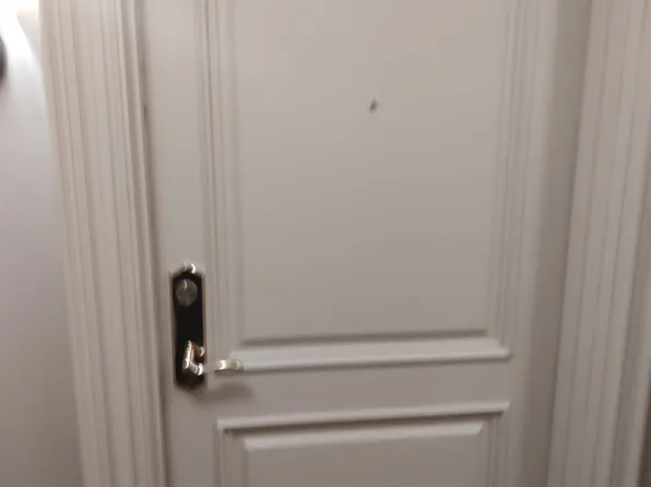 9245 Jane St #701, Vaughan, ON L6A 0J9