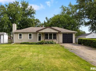 714 W Shenandoah Dr, Peoria, IL 61614