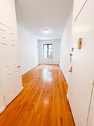 Rented by Urban Real Estate Inc