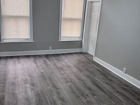 5th image of 25 N Swan St #1