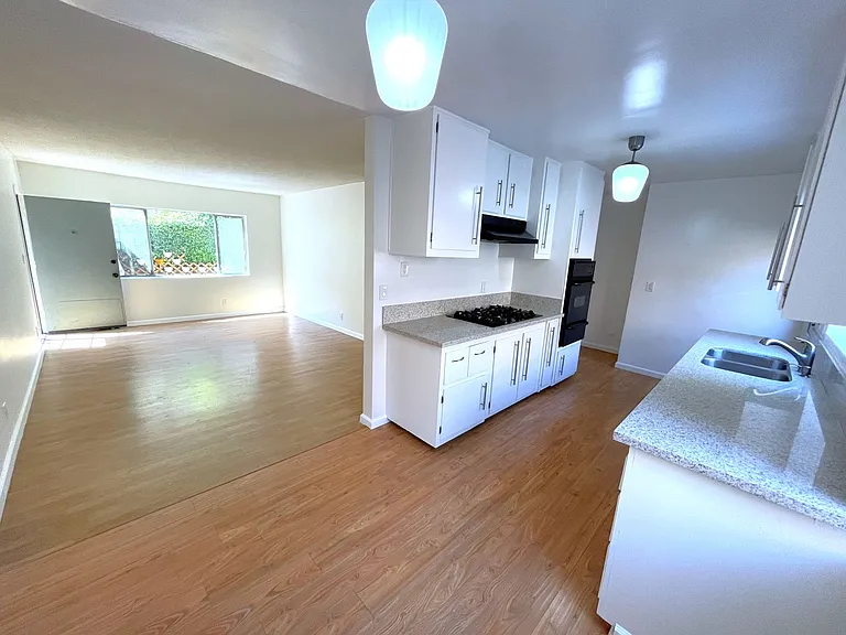 3607 Schaefer St — Photo 14