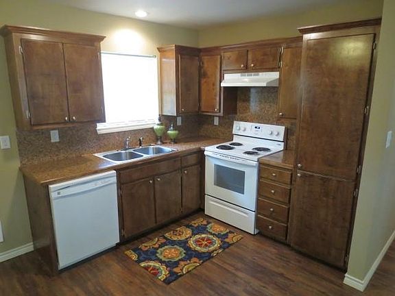 5th image of 3724 Bann Ave