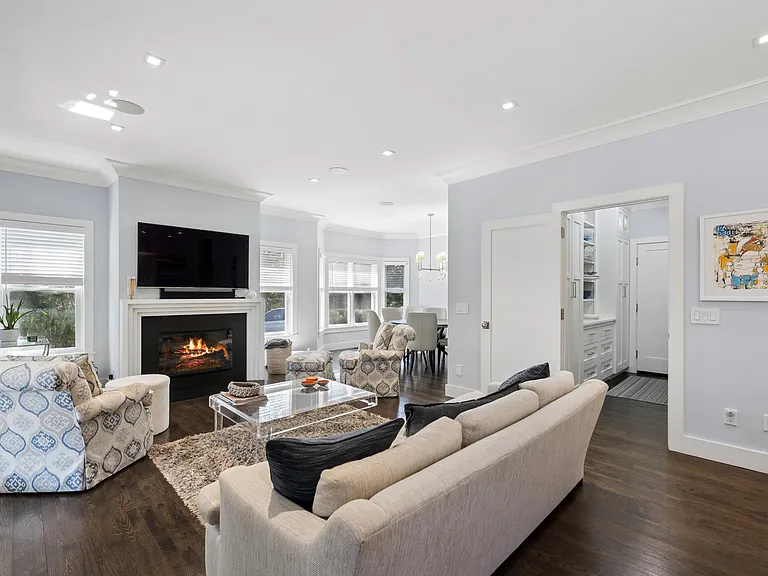 28 Foster Rd — Photo 16