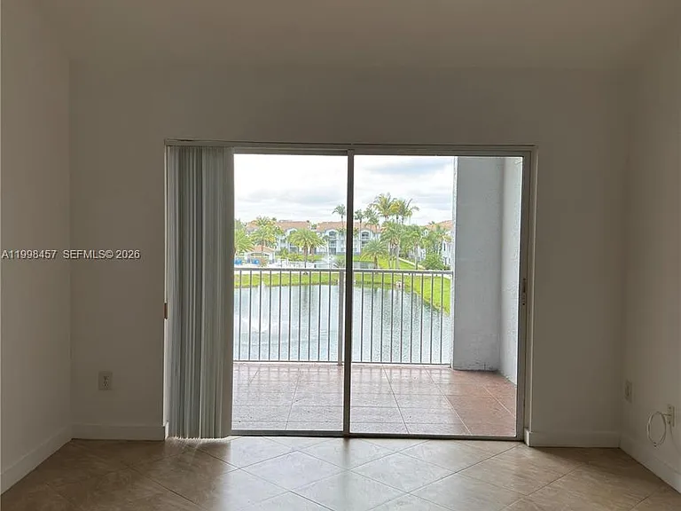 2640 S University Dr #308 — Photo 6