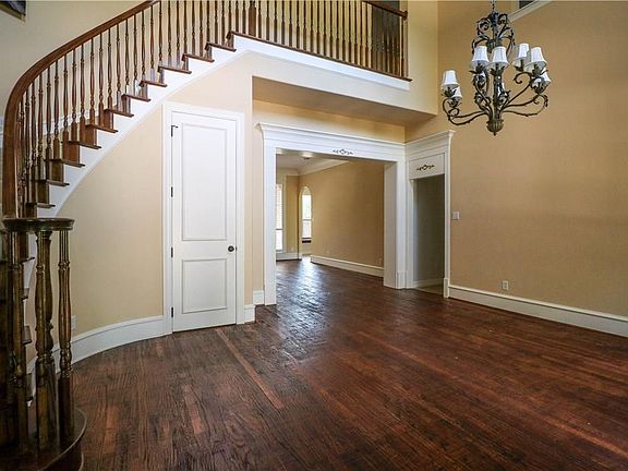 5th image of 1421 Monarch Way
