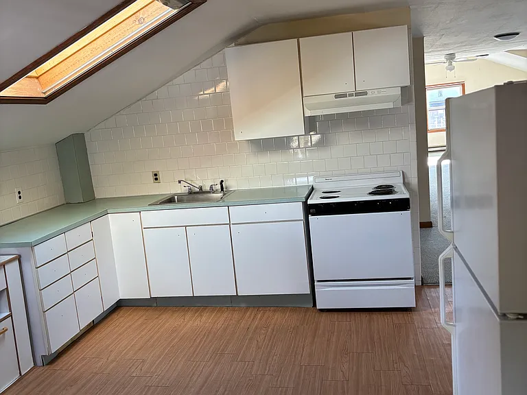 431 Atwells Ave #3 — Photo 12