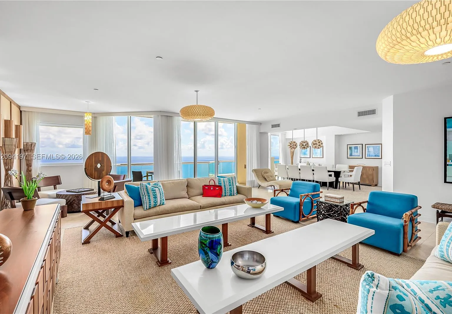 Acqualina Ocean Residence — Photo 1