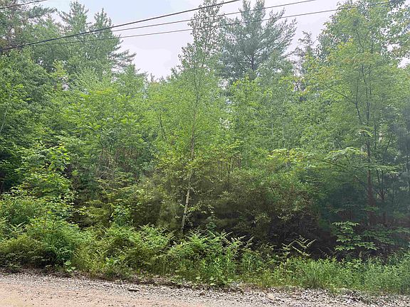 2nd image of 44 Huntington Drive