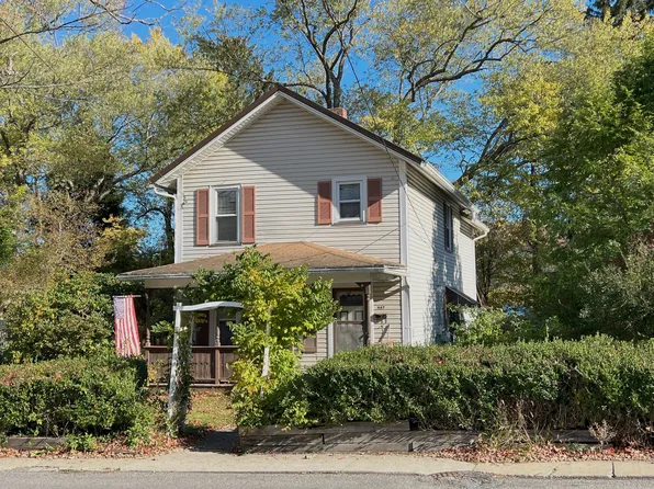 667 Broad St, Brockway, PA 15824