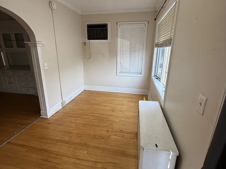 595 Chestnut St #1 — Photo 11