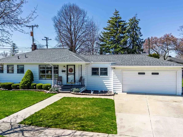 1310 Warrington St, Mount Clemens, MI 48043