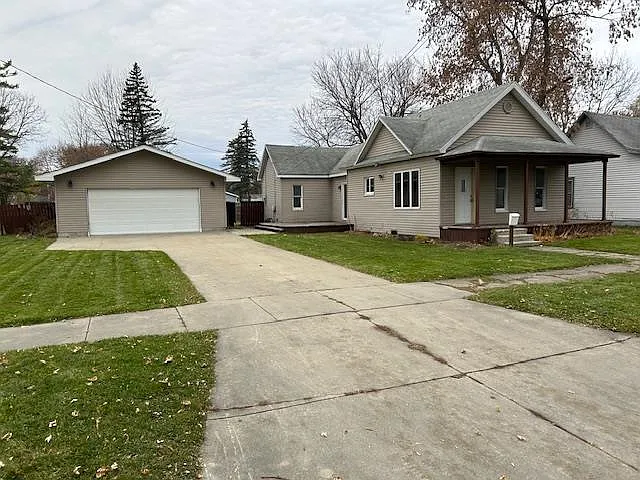 407 Sidney St photo 1