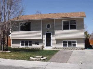 425 W Virginia Pl, Green River, WY 82935