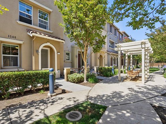 2nd image of 1540 Avina Cir #1