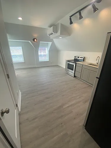 1202 S 3rd St #303 Photo 1