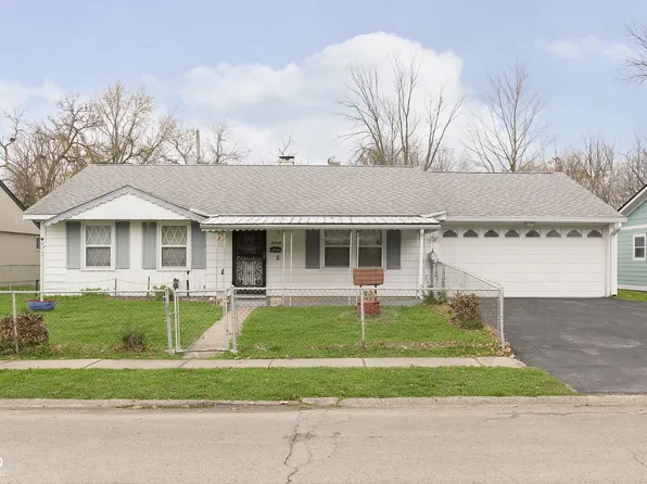 8530 Meadowlark Dr, Indianapolis, IN 46226