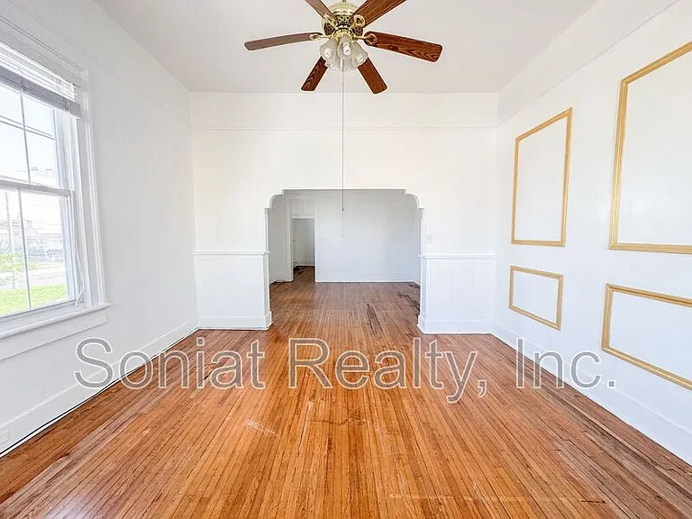 132 S Broad St — Photo 10