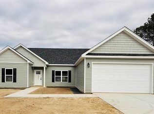 6352 Stagecoach Rd, Effingham, SC 29541