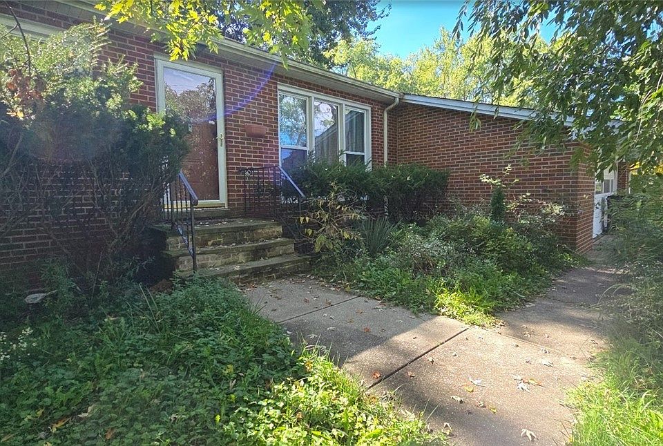 1st image of 12387 W Sprague Rd