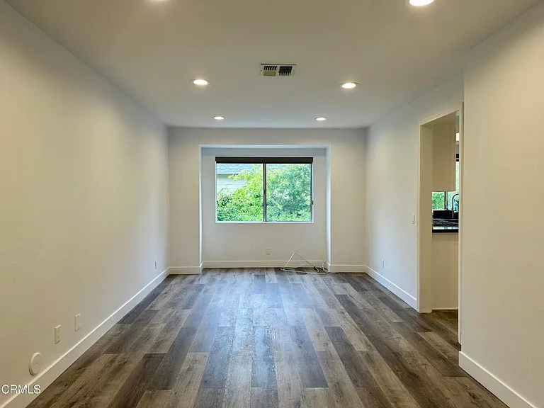 1454 E Orange Grove Blvd #5 — Photo 7