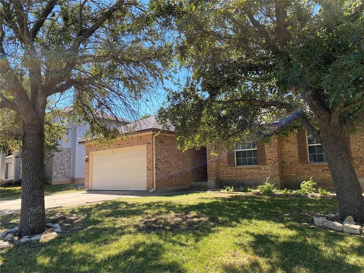Building Photo - 1707 Timberwood Dr