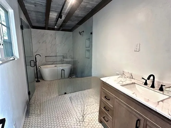 9552 Ventura Way #9552, Chatsworth, CA 91311