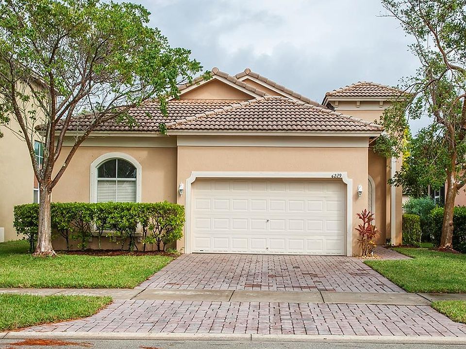 1st image of 6229 Santa Margarito Dr