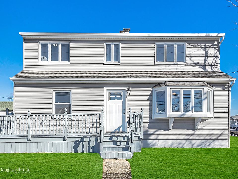 1st image of 727 Guy Lombardo Ave
