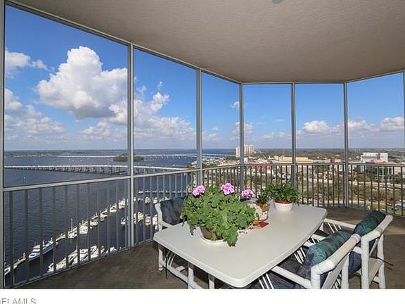 2nd image of 2104 W 1st St APT 2404