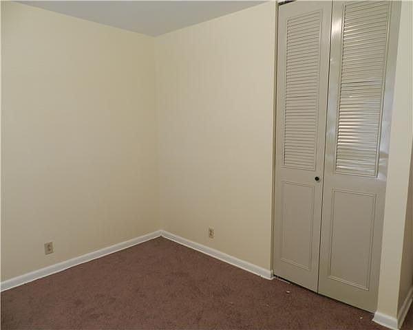 1st image of 2148 W Richmond Hill Dr