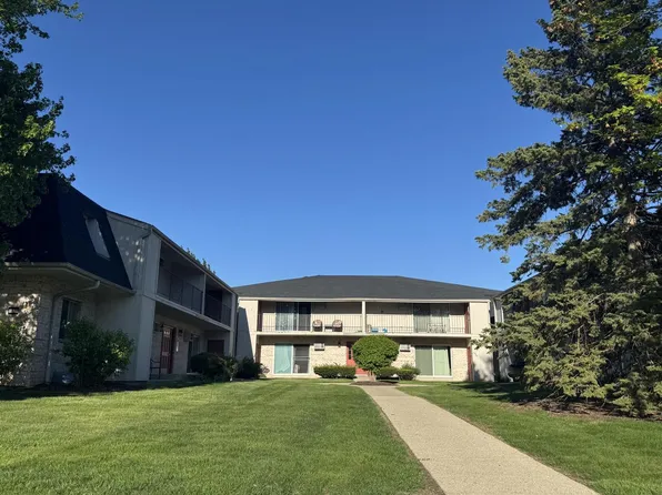 1672 South 115th COURT #1, West Allis, WI 53214