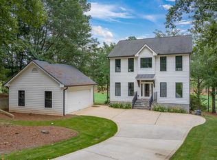 1070 Fairway Ridge Cir, Greensboro, GA 30642