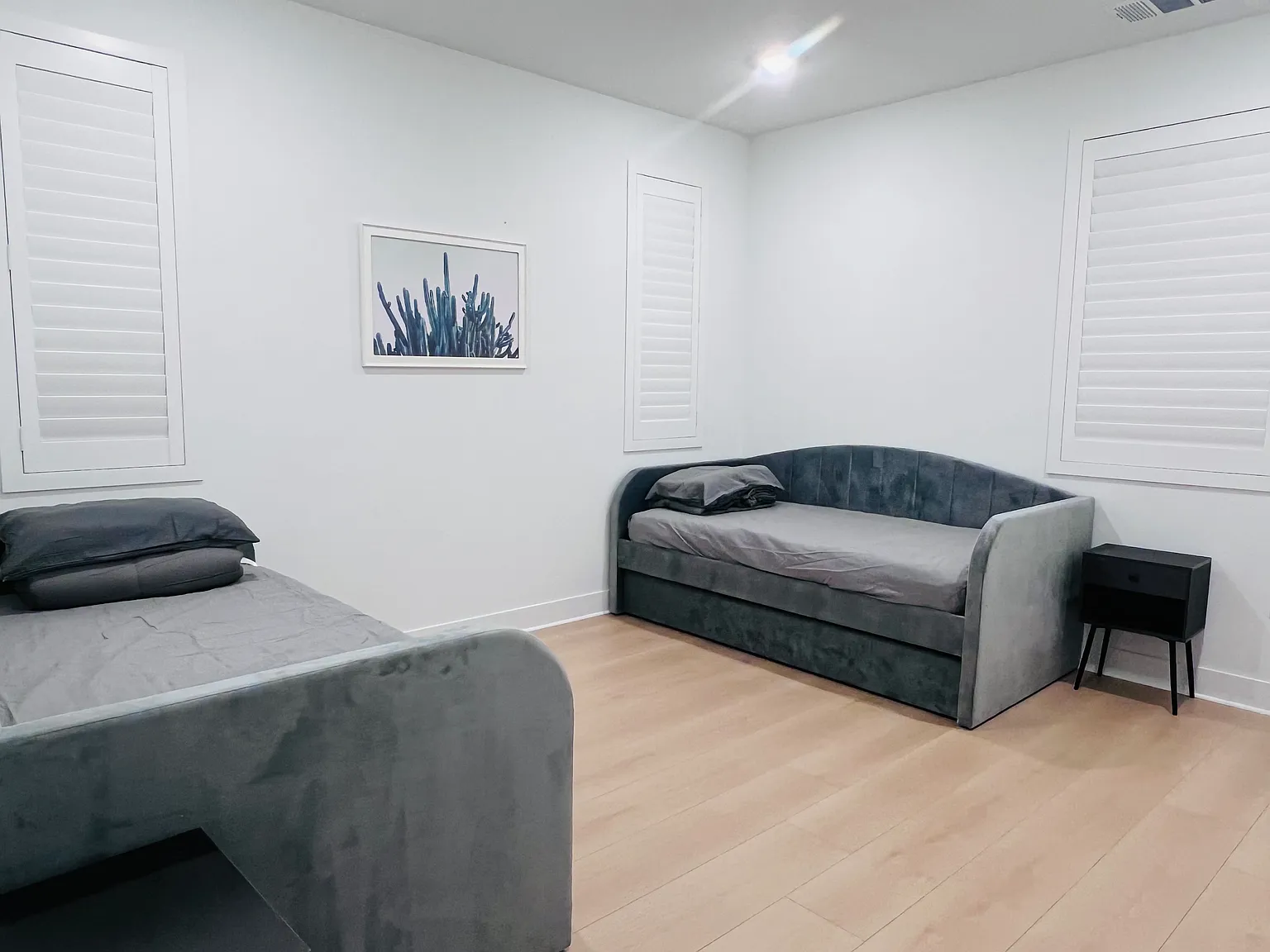 1221 Jurupa Dr — Photo 2