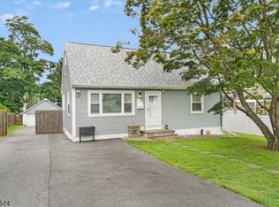 33 Garibaldi St, Bernardsville, NJ 07924