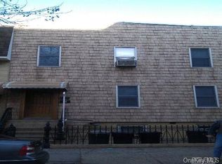 164 Newell St, Brooklyn, NY 11222