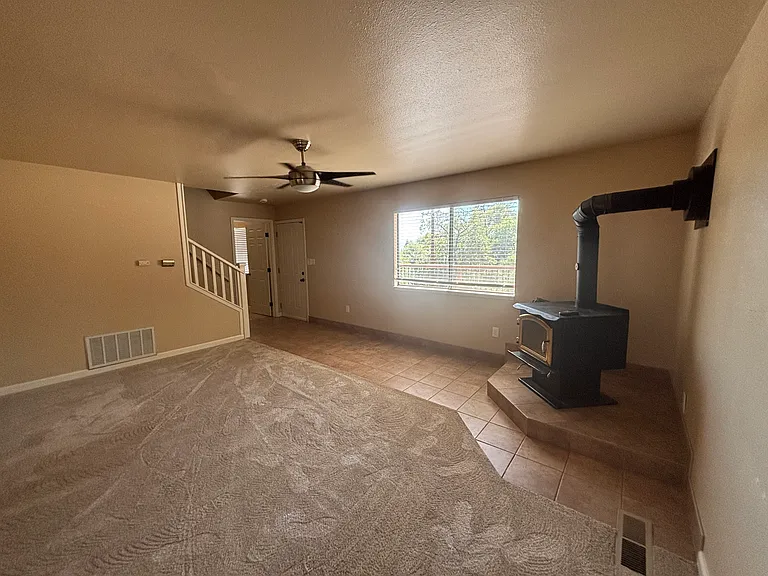2863 Greenhorn Ct — Photo 11