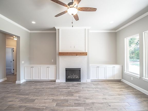3rd image of 7501 E Kenosha St #8RRGYP