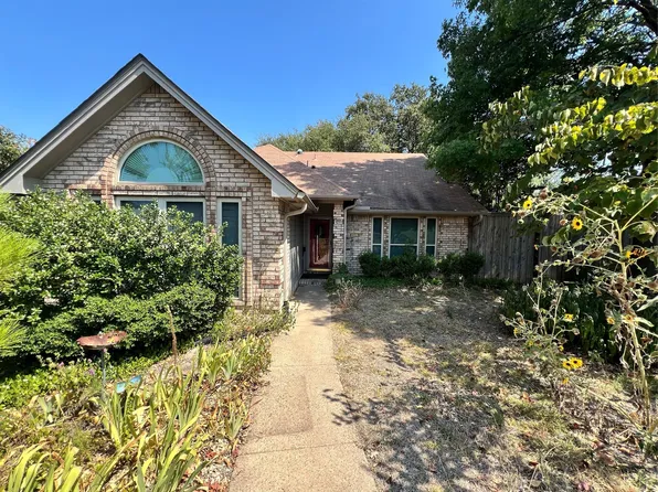 2326 Sword Dr, Garland, TX 75044