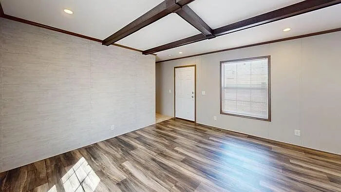 360 Continental Ave — Photo 13
