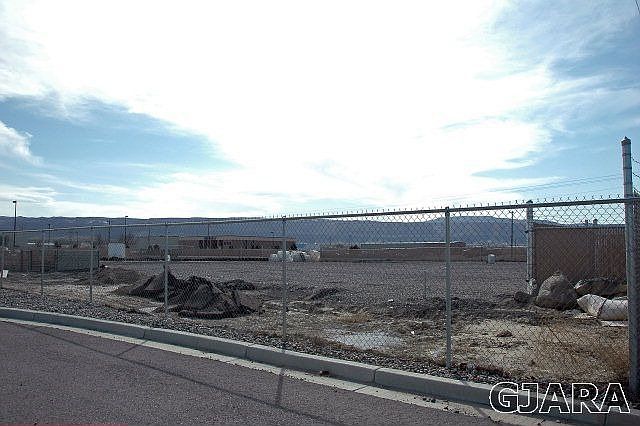 2nd image of 2300 Logos Dr